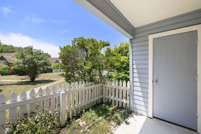 1601 Faro Dr Unit 303, Austin, TX 78741 - view of balcony