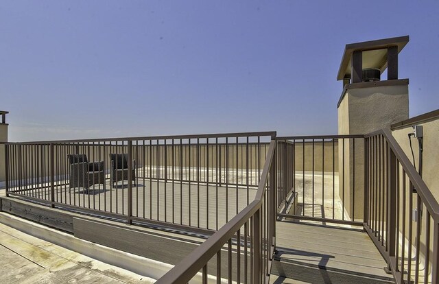 8200 SW Pkwy Unit 721, Austin, TX 78735 - view of wooden deck