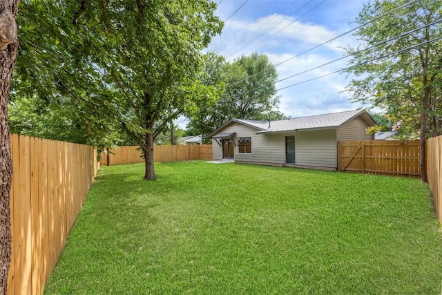 8409 Kimble Cv, Austin, TX 78757 - view of yard