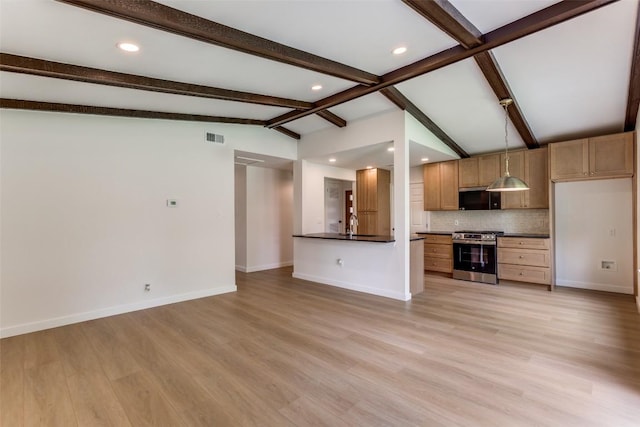 8409 Kimble Cv, Austin, TX 78757 - unfurnished living room featuring recessed lighting, light wood finished floors, and baseboards