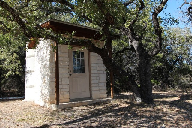 199 Middleton Rd, Spicewood, TX 78669 - photo 29