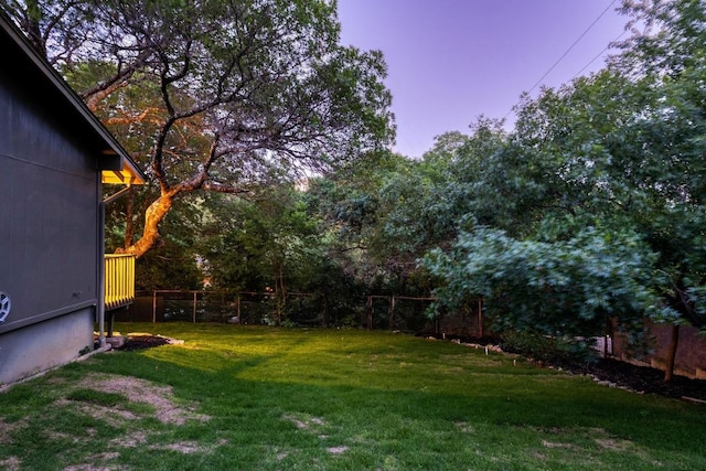 907 The High Rd, Austin, TX 78746 - view of yard