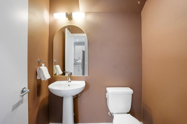 4020 Airport Blvd Unit 9, Austin, TX 78722 - bathroom featuring toilet
