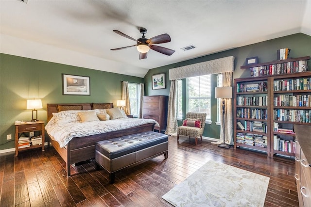 1433 Jenna Ln, Cedar Park, TX 78613 - bedroom featuring vaulted ceiling, baseboards, and hardwood / wood-style floors
