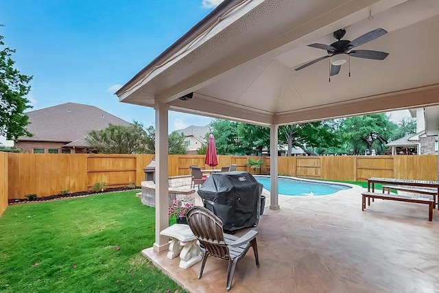 320 Atlanta Park Dr, Georgetown, TX 78628 - view of patio / terrace with ceiling fan