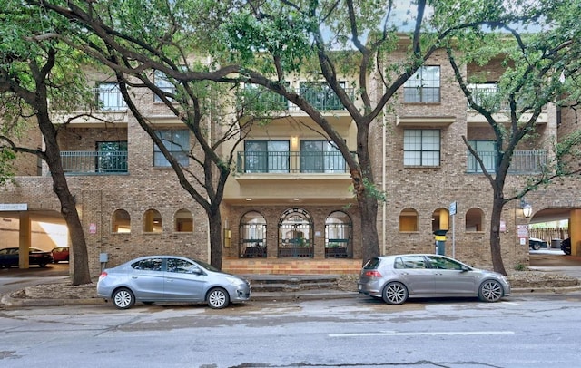 1908 San Antonio St Unit 313, Austin, TX 78705 - multi unit property with brick siding