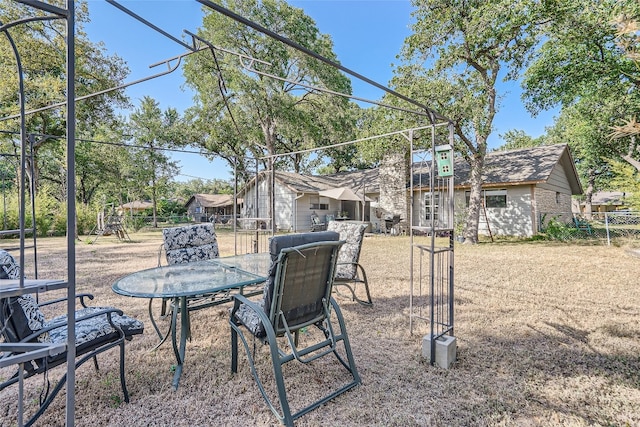 9206 Robins Nest Ln, Austin, TX 78729 - view of yard
