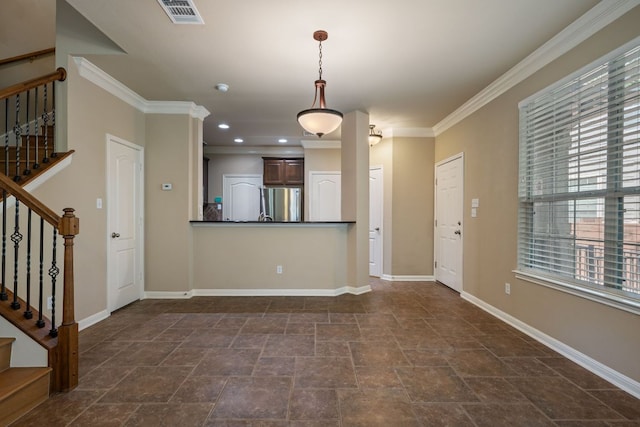 11000 Anderson Mill Rd Unit 96, Austin, TX 78750 - kitchen featuring freestanding refrigerator, stone finish flooring, crown molding, baseboards, and recessed lighting