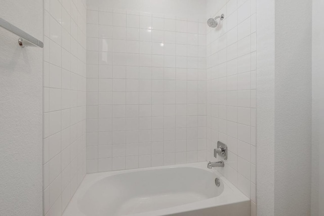 204 Shawi Pass, Leander, TX 78641 - full bathroom with shower / washtub combination