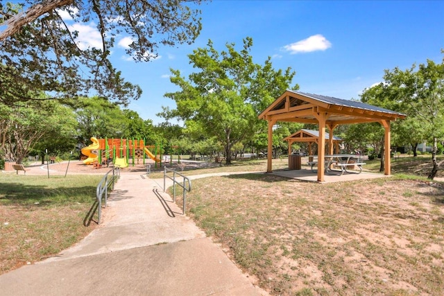 8600 Crest Ridge Cir, Austin, TX 78750 - view of community with a gazebo
