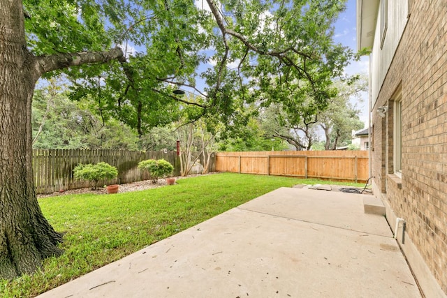 2308 Falcon Dr, Round Rock, TX 78681 - view of yard featuring a patio