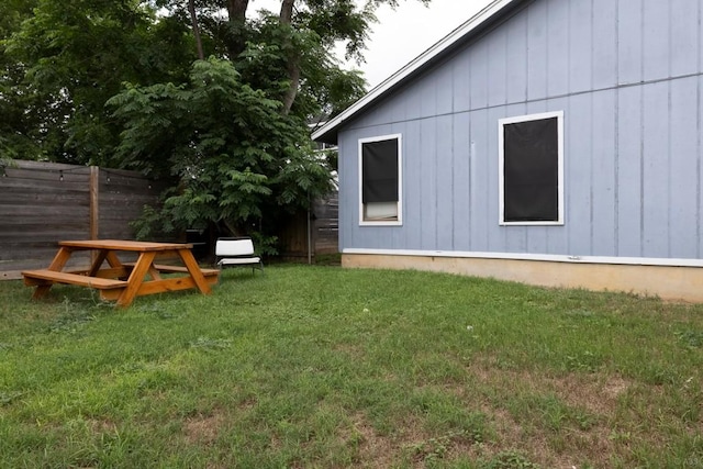 2625 Gwendolyn Ln, Austin, TX 78748 - view of yard
