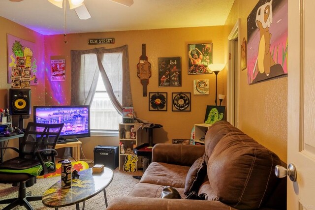 2625 Gwendolyn Ln, Austin, TX 78748 - living room featuring a ceiling fan