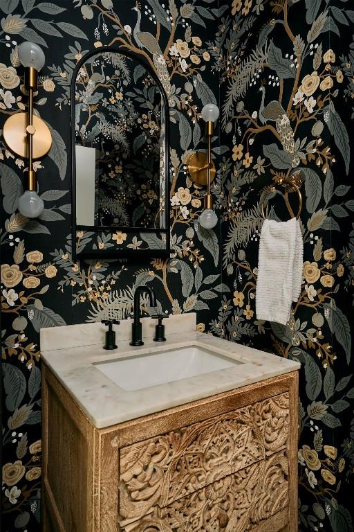 3001 Del Curto Rd Unit 14, Austin, TX 78704 - bathroom featuring vanity