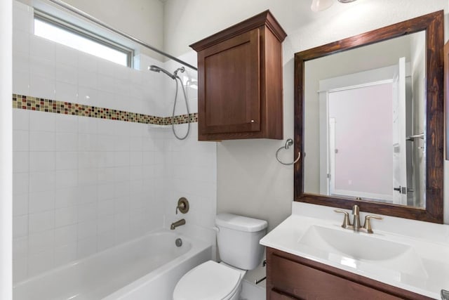 18716 Waltz Ct, Austin, TX 78738 - full bathroom featuring toilet, vanity, and bathtub / shower combination