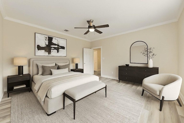 903 N Neans Dr, Austin, TX 78758 - bedroom featuring light wood finished floors, crown molding, and a ceiling fan