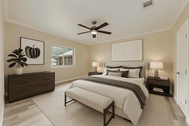903 N Neans Dr, Austin, TX 78758 - bedroom with light wood-type flooring, crown molding, and a ceiling fan