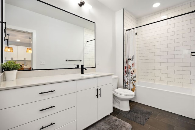 3101 Govalle Ave Unit 219, Austin, TX 78702 - full bathroom with toilet, vanity, shower / bath combo, recessed lighting, and tile patterned flooring