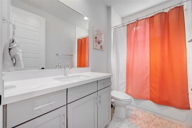8414 Bowling Green Dr Unit 3, Austin, TX 78757 - bathroom with vanity and shower / bathtub combination with curtain