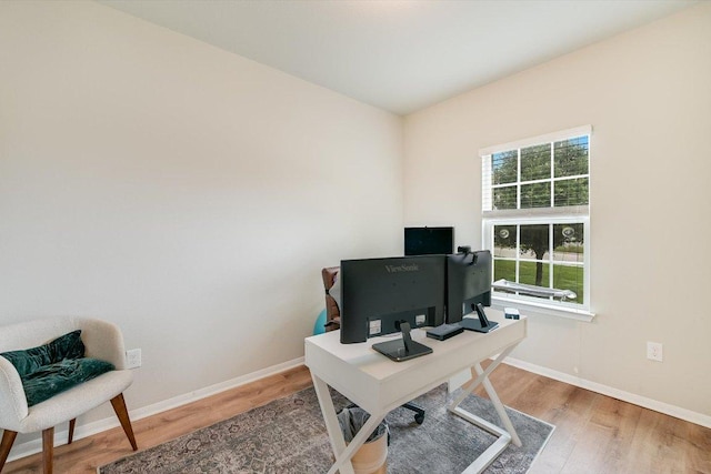 10204 Tildon Ave, Austin, TX 78754 - office area with wood finished floors and baseboards