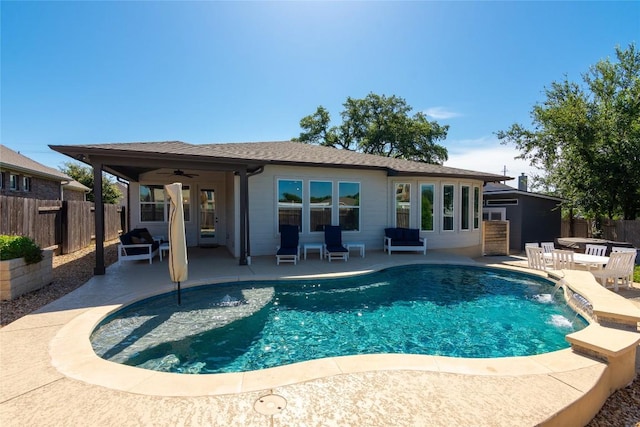 121 Split Oak Dr, Cedar Park, TX 78613 - rear view of property featuring a patio area, a fenced backyard, and ceiling fan
