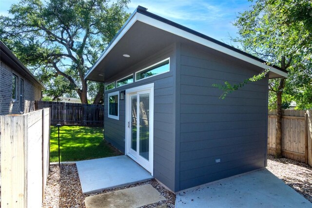 121 Split Oak Dr, Cedar Park, TX 78613 - view of outbuilding with a fenced backyard