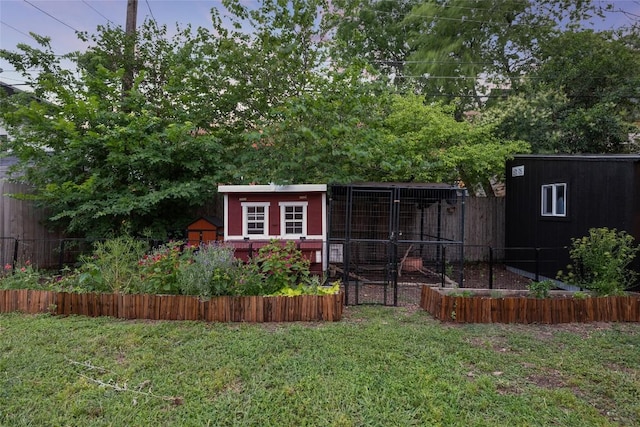 109 W 55th 1/2 St, Austin, TX 78751 - view of yard featuring an outbuilding and exterior structure
