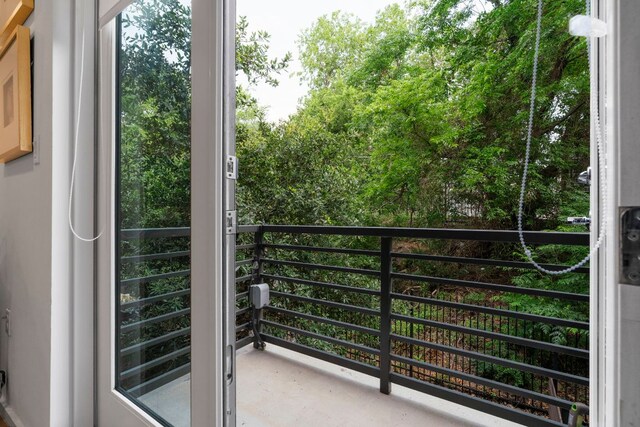 3100 Menchaca Rd Unit 33, Austin, TX 78704 - view of balcony
