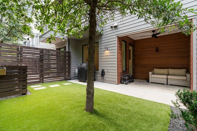 3100 Menchaca Rd Unit 33, Austin, TX 78704 - view of yard