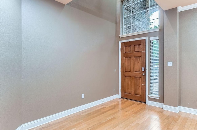 2607 Deep River Cir, Round Rock, TX 78665 - entrance foyer featuring light wood-style floors and baseboards