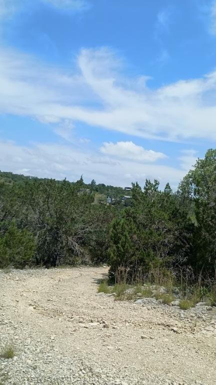 441 Lost Valley Rd, Dripping Springs, TX 78620