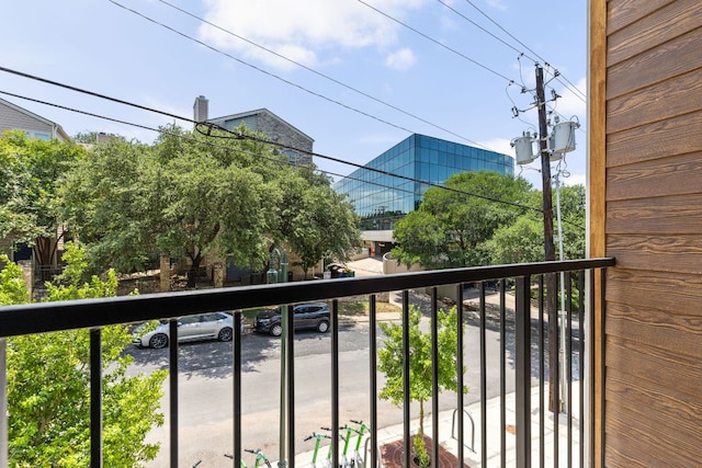 2500 Longview St Unit 101, Austin, TX 78705 - view of balcony