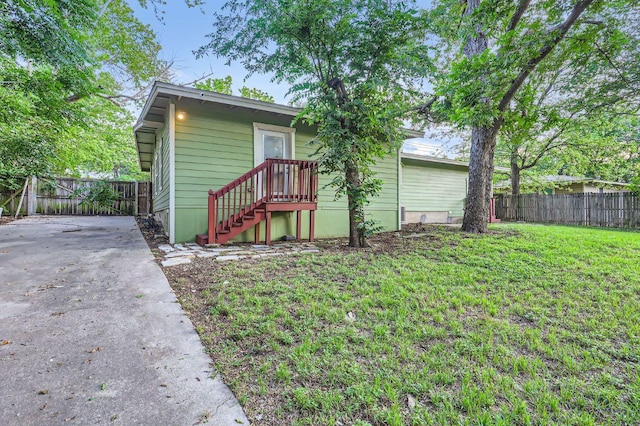 704 Wren Ave, Austin, TX 78753 - view of front of home