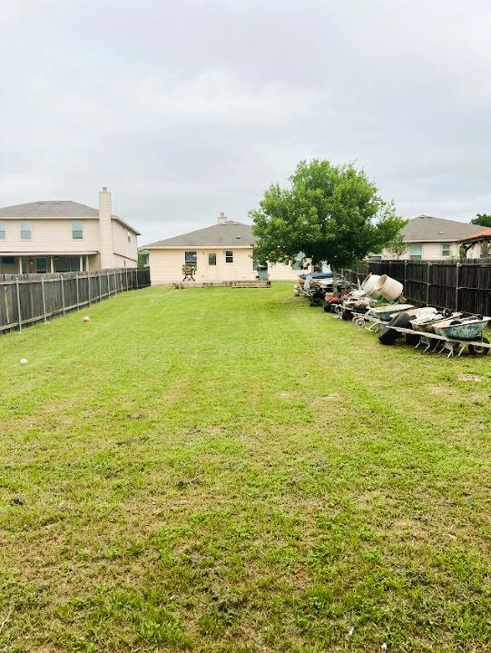 5105 Bantom Woods Bnd, Austin, TX 78724 - view of yard