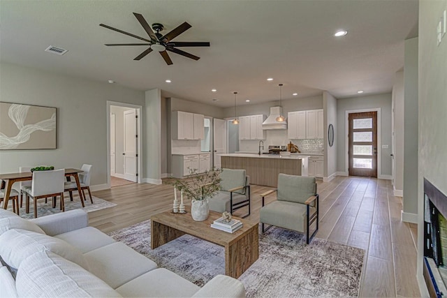 136 E Pauwela Ln, Bastrop, TX 78602 - photo 2