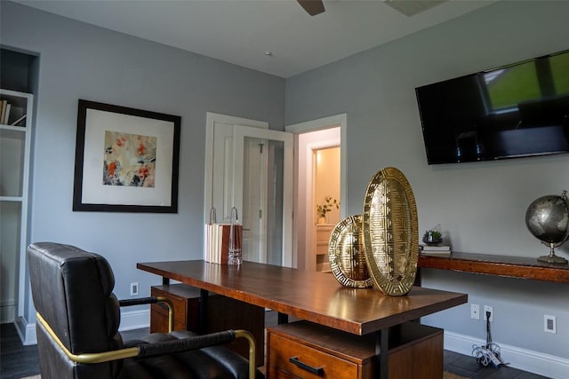 1004 Ruth Ave, Austin, TX 78757 - office area featuring baseboards