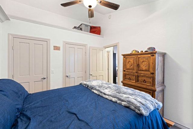 116 S Hackberry Ave, Luling, TX 78648 - bedroom with a ceiling fan and vaulted ceiling
