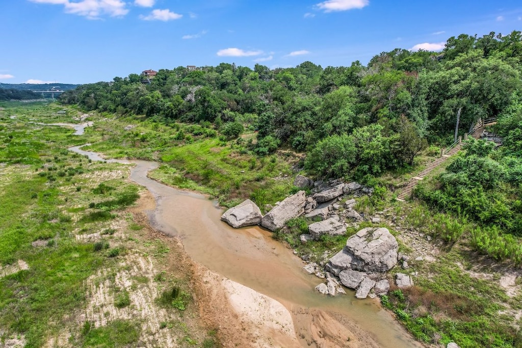 24709 Fossil Trl, Spicewood, TX 78669 - photo 2