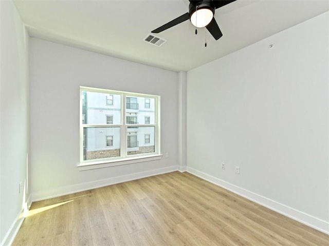 2500 Longview St Unit 518, Austin, TX 78705 - unfurnished room with light wood-style floors, baseboards, and a ceiling fan