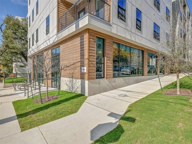 2500 Longview St Unit 518, Austin, TX 78705 - view of building exterior