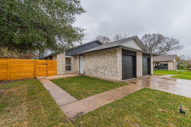 12811 Copper Cliff Ave Unit B, Austin, TX 78727 - photo 30
