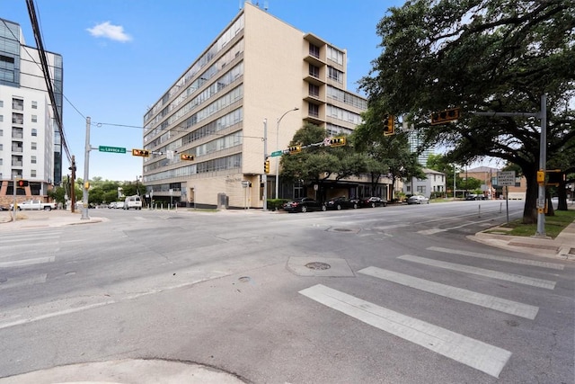1800 Lavaca St Unit A108, Austin, TX 78701 - photo 4