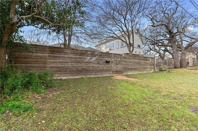 1309 E 13th St, Austin, TX 78702 - view of yard