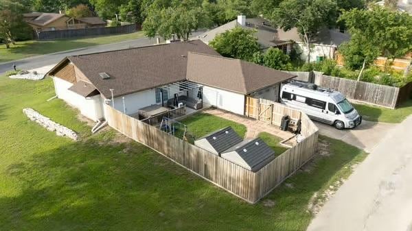 2305 Canyon Creek Dr, Temple, TX 76502 - aerial view of property and surrounding area