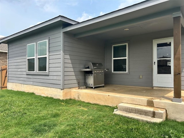 520 Warlander Way, Georgetown, TX 78626 - back of house featuring a yard