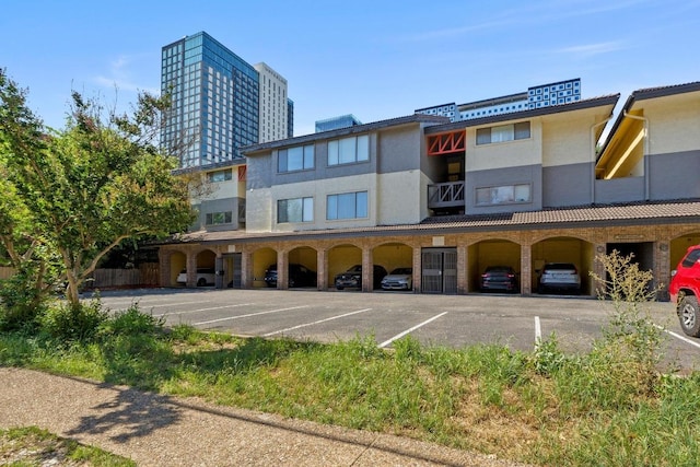 806 W 24th St Unit 302, Austin, TX 78705 - view of property with uncovered parking