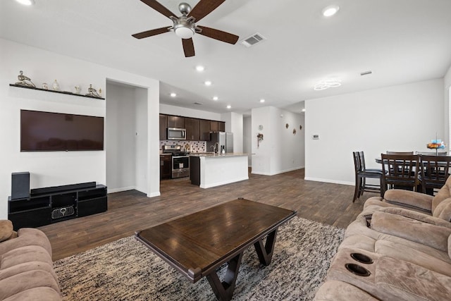 808 Cade Cv, Georgetown, TX 78626 - photo 9