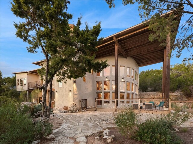 608 Crystal Creek Dr, Austin, TX 78746