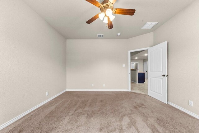 4201 Colonel Dr, Killeen, TX 76549 - carpeted empty room featuring a ceiling fan and a smoke detector