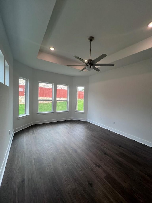 1340 Robin Trl, Round Rock, TX 78681 - empty room with dark wood-style flooring, baseboards, plenty of natural light, ceiling fan, and recessed lighting